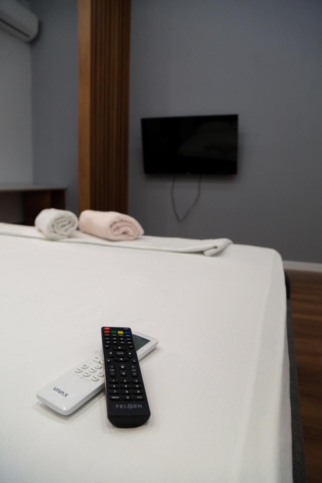 Be Solei Studio Apartments Sol 2 Tiranë Luaran gambar