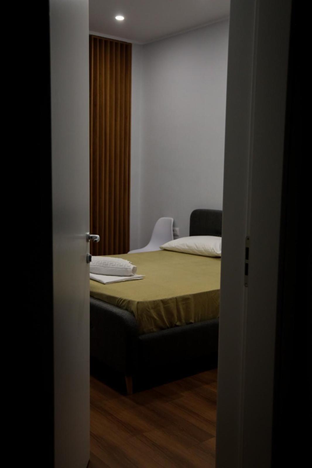 Be Solei Studio Apartments Sol 2 Tiranë Luaran gambar